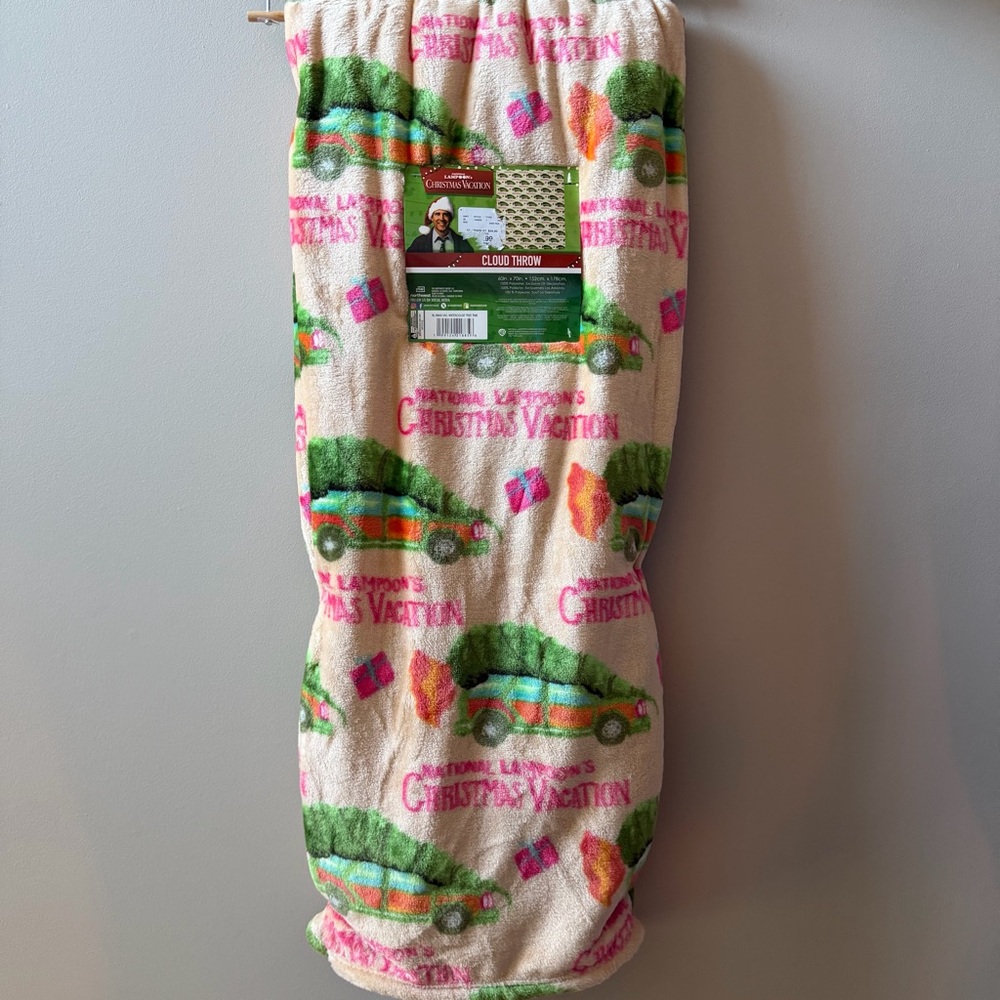 National Lampoons Christmas Vacation Blanket NEW Viral Holiday Santa Gift Chevy